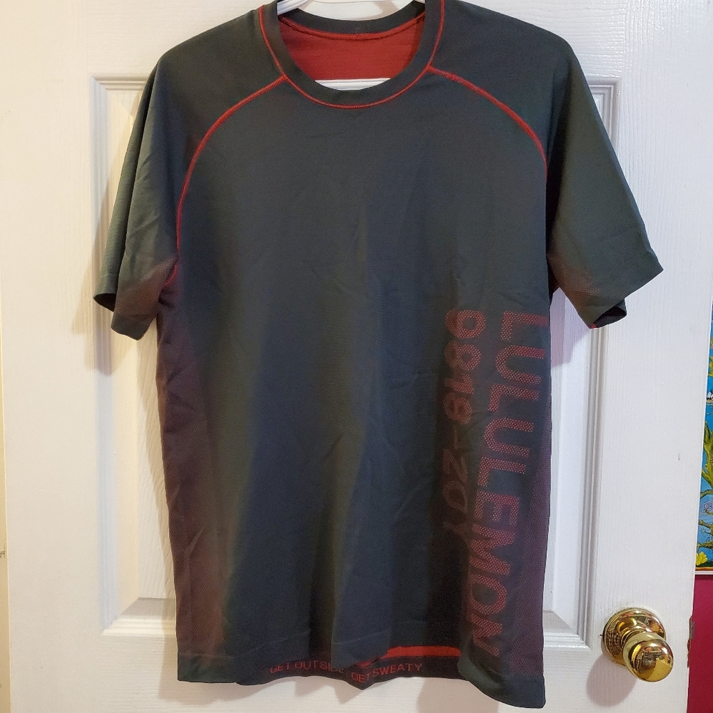 Lululemon Men's Tee